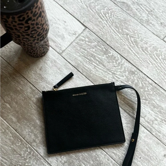 Alexander McQueen Black Leather Wristlet Bag - Picture 2 of 4